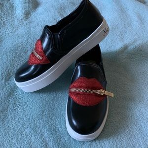 katy perry slip on shoes size 1 girls